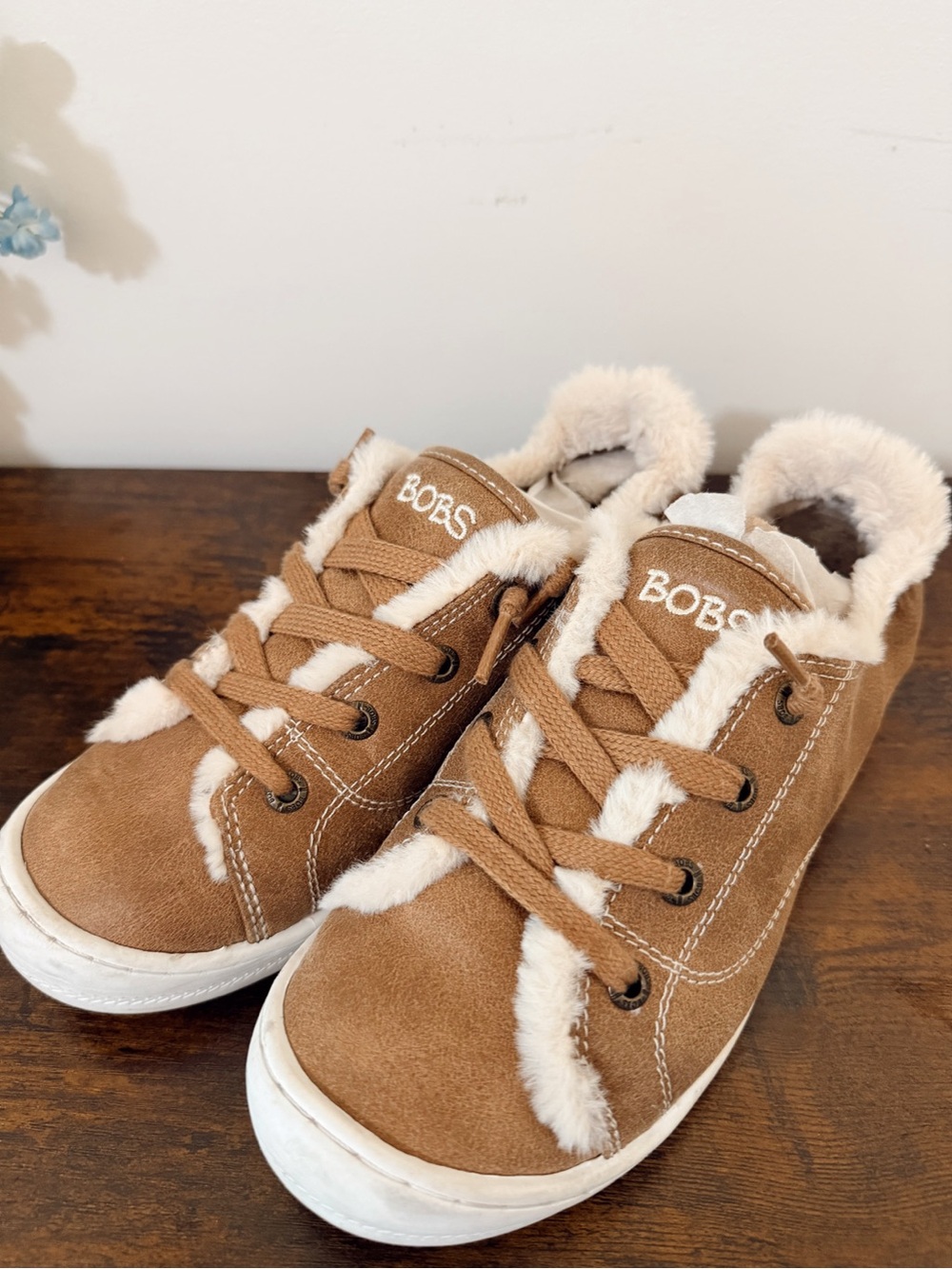 Skechers Women's Tan Faux-Shearling Lined Casual Sneakers